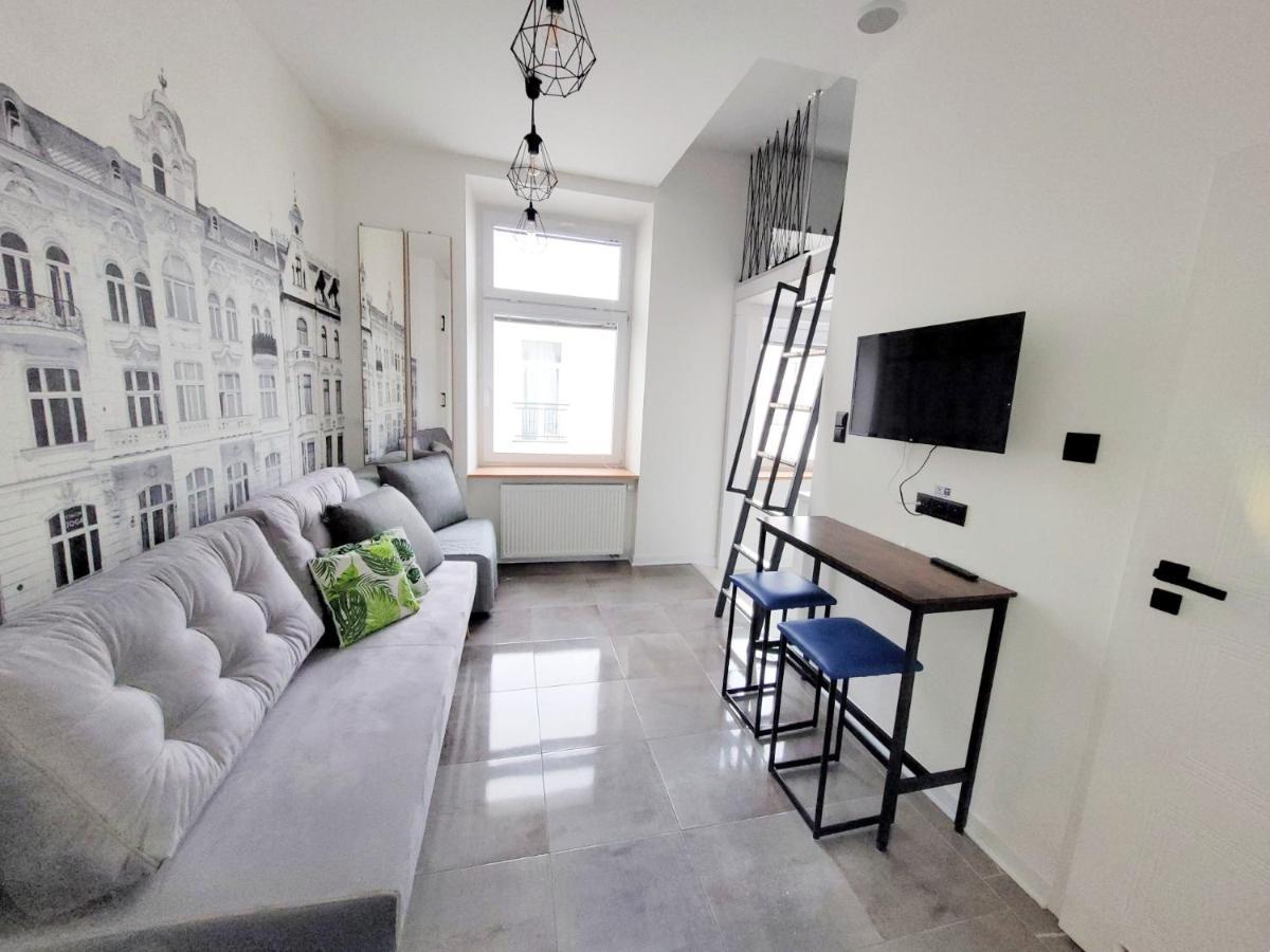 Grand Theater Apartments Лодзь Номер фото