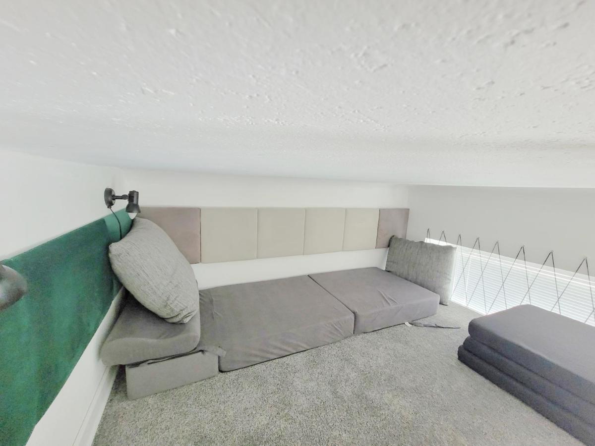 Grand Theater Apartments Лодзь Екстер'єр фото